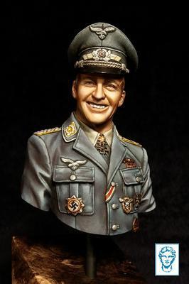 Hans-Ulrich Rudel, Stuka Pilot