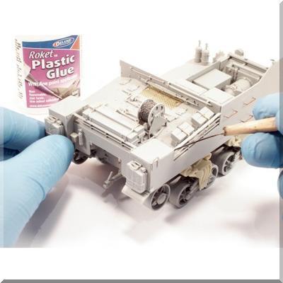Roket Plastic Glue