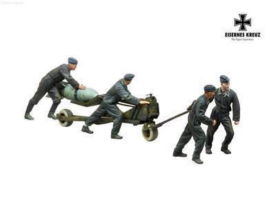 Luftwaffe Bombenpersonal, 1940