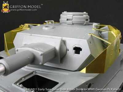 Early Type Turret Side Armor Skirts for WW II German Pz.Kpfw.IV