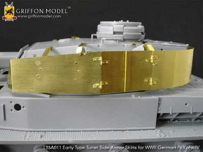 Early Type Turret Side Armor Skirts for WW II German Pz.Kpfw.IV