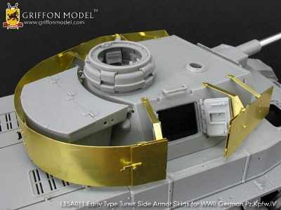 Early Type Turret Side Armor Skirts for WW II German Pz.Kpfw.IV