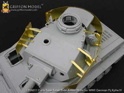 Early Type Turret Side Armor Skirts for WW II German Pz.Kpfw.IV