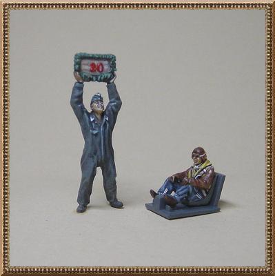 Pilot Mechanic ME 109 G6 (for Academy)