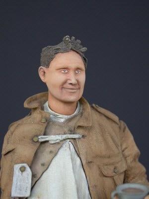 Wounded British Infantryman 1915 (2 types of Head)
