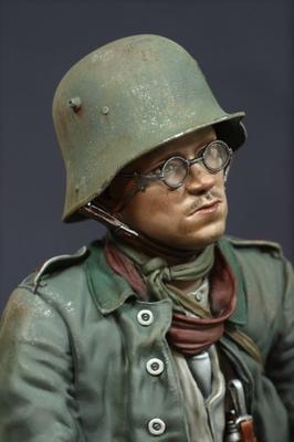German Prisoner Bust 1/10th