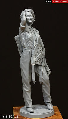 Attagirl - WW2 British ATA pilot (1/16 scale)