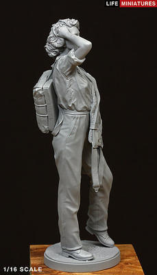 Attagirl - WW2 British ATA pilot (1/16 scale)
