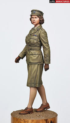 Princess Elizabeth, 2nd Subaltern in ATS, 1945
