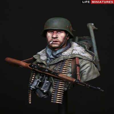 MG42 Tripod Carrier, Totenkopf Division, Kharkov 1943