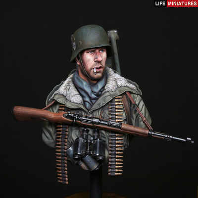 MG42 Tripod Carrier, Totenkopf Division, Kharkov 1943