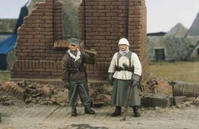 Eastern Front (2 figures)