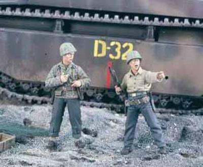 Right There! US Marines (2 figures)