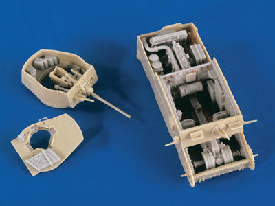 38 (T) E/F Pz Interior & Engine Compartment