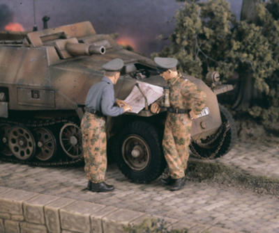 Panzer Officers (2 figures)
